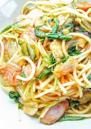 ｳｲﾝﾅｰと水菜のﾄﾏﾄｿｰｽﾊﾟｽﾀ-レシピのメイン写真