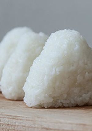 おいしい塩むすび（みずかがみ）-レシピのメイン写真