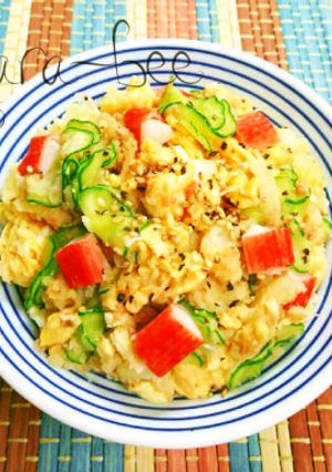 ふんわり卵&鮭フレークの胡麻ドレポテサラ-レシピのメイン写真