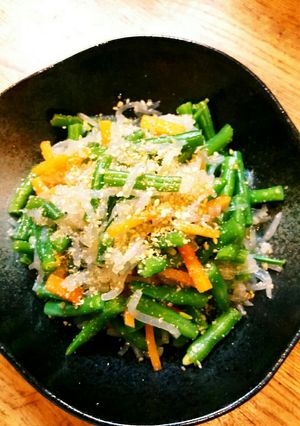 いんげん豆・ニンジン・シラタキの胡麻和え-レシピのメイン写真