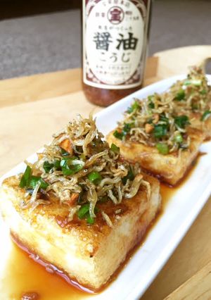 おつまみに！揚げ豆腐のカリカリじゃこのせ-レシピのメイン写真