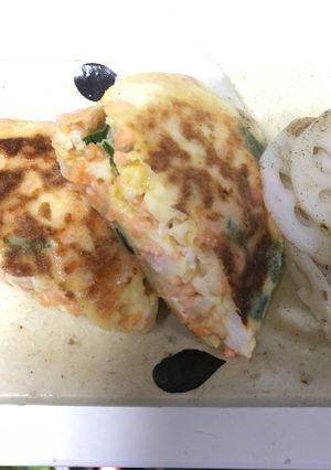 サーモンとはんぺんバーグ-レシピのメイン写真