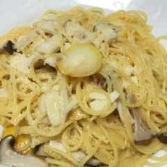 รูปของ レモンとパルメザンチーズのパスタ