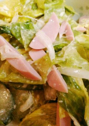 レタス丸ごと1個食べちゃおう！なサラダ♪-レシピのメイン写真