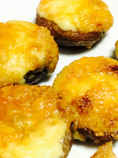 粉チーズでカリカリ♪椎茸のマヨチーズ焼き-レシピのメイン写真