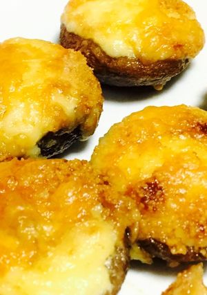 粉チーズでカリカリ♪椎茸のマヨチーズ焼き-レシピのメイン写真