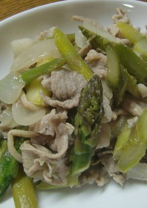 ポッカ塩レモンでアスパラと豚肉の炒め物-レシピのメイン写真