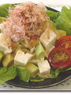 ヘルシー!アボカドと豆腐のワサビマヨ和え-レシピのメイン写真