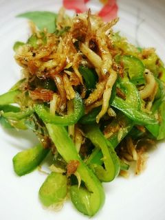 ピーマンとしらすの炒め物-レシピのメイン写真