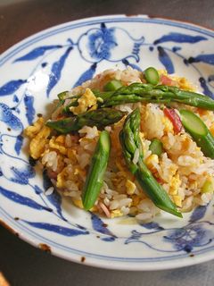 ピラフ風グリーンアスパラとベーコンの炒飯-レシピのメイン写真