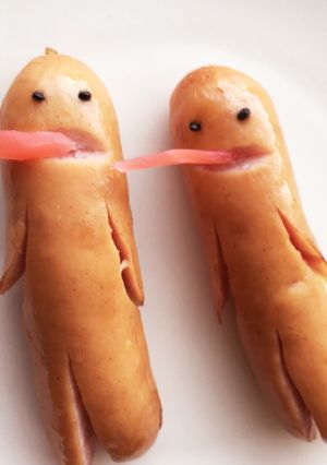 可愛い♡あっかんべー！舌出しソーセー人-レシピのメイン写真