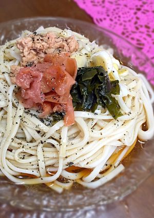 夏にぴったり♬ぶっかけ梅ツナ冷やしうどん-レシピのメイン写真