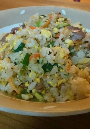 ニラ玉 炒飯 (甘辛 コンソメ味)-レシピのメイン写真