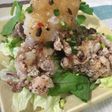 カリカリ豚肉のおろしのっけサラダ♪