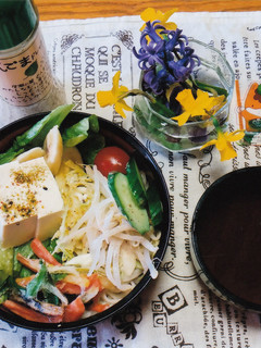 サラダうどん エコ天ぷらおまけつき-レシピのメイン写真