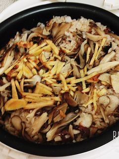 簡単☆余った煮汁でヘルシー炊き込み御飯☆-レシピのメイン写真