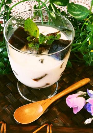冷たい牛乳と一緒に♡カフェオレ氷ゼリー-レシピのメイン写真