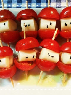 ミニトマトで簡単!小人のカプレーゼ-レシピのメイン写真