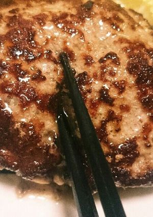 肉汁溢れる我が家のハンバーグ♡-レシピのメイン写真