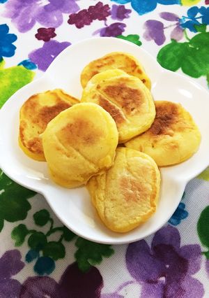 離乳食かぼちゃフレークで豆腐ホットケーキ-レシピのメイン写真
