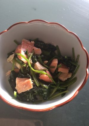 たっぷりホウレンソウでお腹いっぱい-レシピのメイン写真