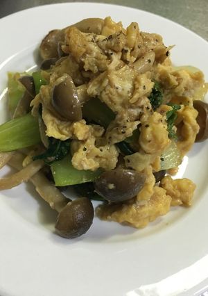青梗菜と卵のオイスター炒め-レシピのメイン写真