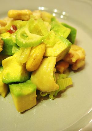 鶏肉とアボカドの中華風炒め-レシピのメイン写真