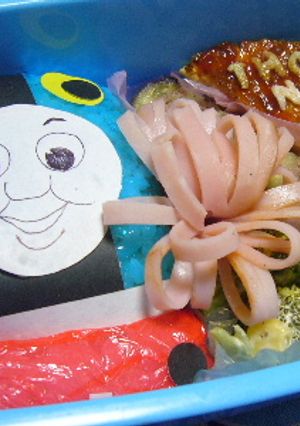 キャラ弁♪機関車トーマス-レシピのメイン写真