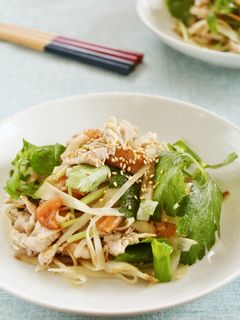 梅とごぼうと三つ葉の冷しゃぶ風サラダ-レシピのメイン写真
