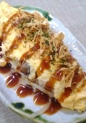 もやし炒め卵包み~お好み焼き風♪-レシピのメイン写真
