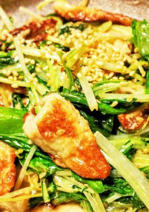 水菜と竹輪の胡麻マヨネーズ炒め-レシピのメイン写真