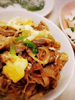 産後11kダイエット10分で簡単牛とじ丼-レシピのメイン写真
