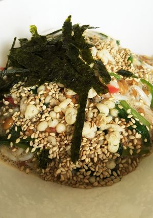 具がたっぷり！たべたくなるなる納豆蕎麦♡-レシピのメイン写真