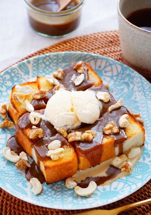 ナッツとカフェオレソースのトースト-レシピのメイン写真
