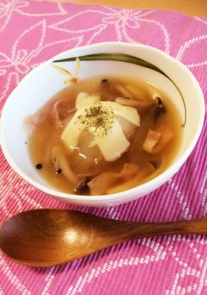 おかわり間違いなし！新玉ねぎ丸ごとスープ-レシピのメイン写真