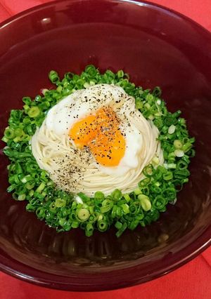 ヘルシー♪時短♪簡単♪ネギと温玉そうめん-レシピのメイン写真
