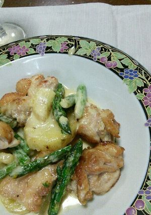 鶏とアスパラのクリーム煮-レシピのメイン写真