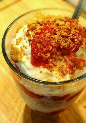 COLD STONE風いちごパフェ♥-レシピのメイン写真