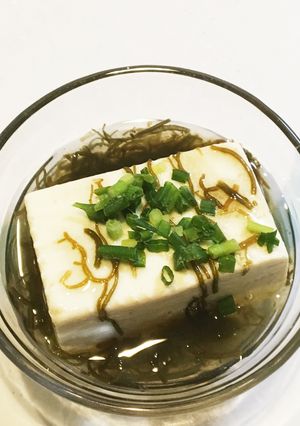暑い日にぴったり冷奴もずく-レシピのメイン写真