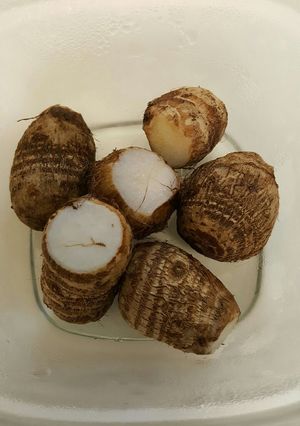 裏技☆初心者に簡単な里芋の剥き方、茹で方-レシピのメイン写真