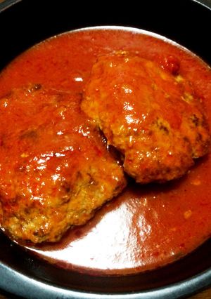 フライパンで肉汁 煮込み ハンバーグ-レシピのメイン写真