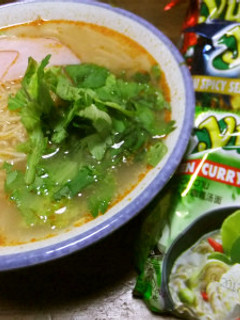 セロリの葉っぱのトッピング-レシピのメイン写真