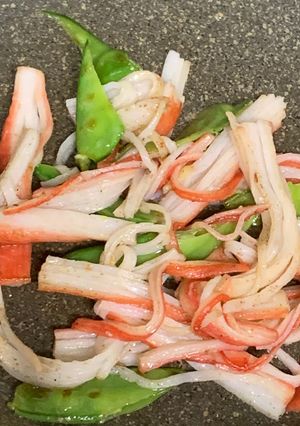 カニカマと絹さやのマヨ炒め-レシピのメイン写真