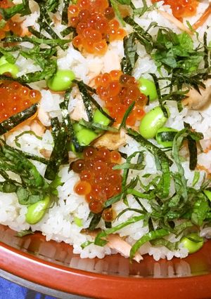 ✴︎枝豆入り焼き鮭の親子寿司♡大葉散らし-レシピのメイン写真