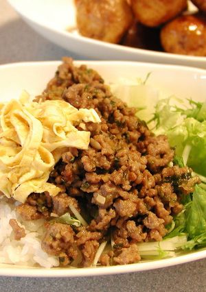 肉味噌で簡単！デリ丼♪-レシピのメイン写真