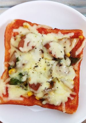 我が家のピザトースト-レシピのメイン写真
