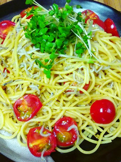 ドレッシングでじゃことトマトの和風パスタ-レシピのメイン写真