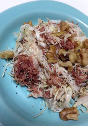コンビーフとくるみのキャベサラダ☆-レシピのメイン写真