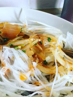 2色の玉ねぎ冷やしうどん-レシピのメイン写真