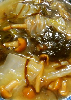 簡単♪白菜となめこ もずくの味噌中華煮！-レシピのメイン写真